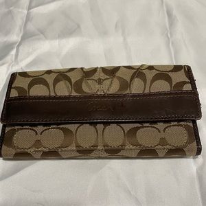 Pre owned large Coach wallet